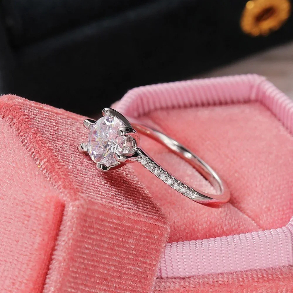 🌸DIAMOND SOLITAIRE FLOWER ROUND BRILLIANT CUT CZ WEDDING RING, K766 - Picture 7 of 9